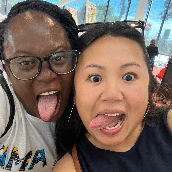 Meet your Posher, Katelin - Picture 3 of 3